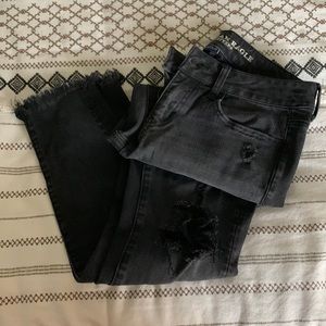 Black American Eagle skinny jeans